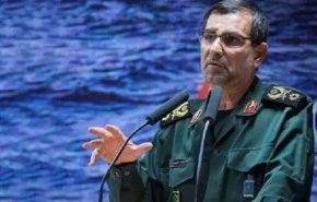 الادميرال تنكسيري: التواجد الاجنبي في الخليج الفارسي يُخل بالأمن