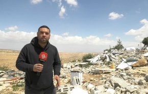 جرافات الاحتلال تهدم عددا كبيرا من مساكن فلسطينيين في خلة الضبع