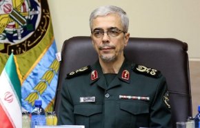 اللواء باقري: الأسلحة الإيرانية قادرة على مواجهة الحرب الإلكترونية
