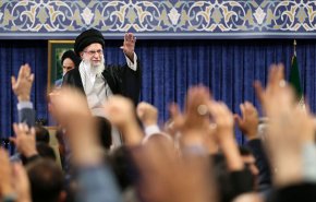 بدء مراسم إحياء ذكرى استشهاد الشهيد رئيسي بحضور قائد الثورة الاسلامية