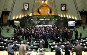 البرلمان الايراني: إيران لن تتنازل عن حقوقها النووية