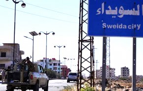 'اسرائيل' تستهدف سيارة أمن عام بالسويداء ومطارا عسكريا بدمشق