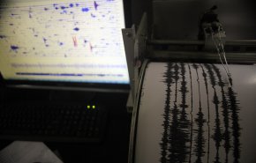 زلزال بقوة 5.8 درجات يضرب سواحل إندونيسيا
