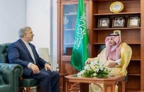 إيران والسعودية تجریان مشاورات لتعزيز العلاقات الثنائية