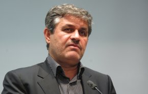 تاجگردون: حذف چهار صفر از پول ملی فشار اقتصادی را کاهش می‌دهد
