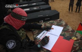 القسام يسلم اليوم جثماني أسيرين 