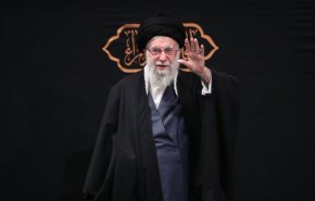بحضور قائد الثورة: الليلة الثانية من عزاء استشهاد السيدة الزهراء (ع)
