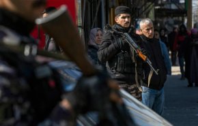 سوريا على صفيح ساخن: توغلات إسرائيلية، قذائف في دمشق، وتوترات طائفية