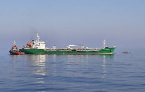 ايران: احتجاز سفينة أجنبية تحمل 6 ملايين لتر من الوقود المهرب في بحر عُمان