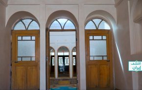 عمارة كلاه فرنجي في مدينة بيرجند (2)