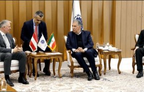 السفير النمساوي لدى طهران: سنستانف إصدار التأشيرات للإيرانيين قريبا