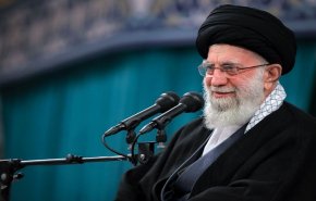 في أي منطقة تمنى قائد الثورة قضاء جزء من طفولته ولماذا؟