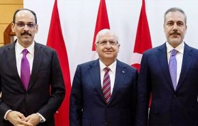 وفد تركي يصل دمشق يضم وزيري الخارجية والدفاع ورئيس جهاز الاستخبارات