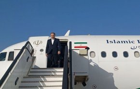 وزير الخارجية الإيراني يصل إلى بيروت