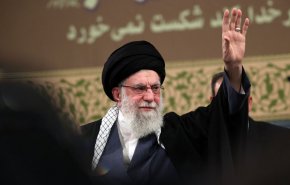 قائد الثورة في رسالة للشعب الايراني: لقد صنعتم اليوم يوما تاريخيا
