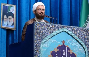 خطيب طهران: قائد الثورة خط أحمر وأي محاولة اعتداء ستواجه برد حاسم
