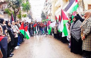 اعتصام فلسطيني في لبنان ضد المخطط الأميركي لتعطيل الأونروا