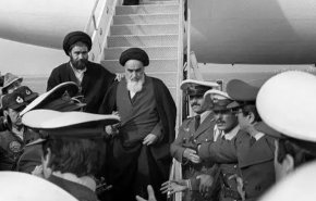 1شباط 1979..عاد الامام الخميني الى ايران محققاً حلم الانبياء