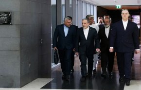 ترحيب إقليمي ودولي بالمفاوضات الإيرانية الأمريكية
