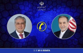 محادثات هاتفية بين وزيري خارجية إيران وباكستان