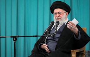الإمام خامنئي: