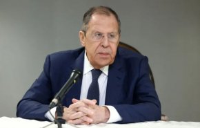 وزير خارجية روسيا يلوح برد عسكري حال عسكرة غرينلاند

