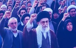 السفارة الايرانية في بيروت تزیح الستار عن جدارية جديدة