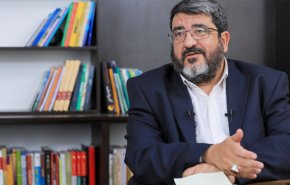 د.إيزدي لموقع العالم: أمريكا لا تلتزم بتعهداتها والتكلفة البشرية تحدد قرار الحرب