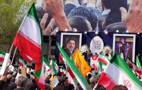 جماهیر الشعب في العاصمة طهران لبيعة قائد الثورة المنتخب
