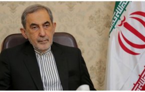 ولايتي: على الحكام العرب إفهام ترامب أن الخليج الفارسي ليس مكاناً للمقامرة