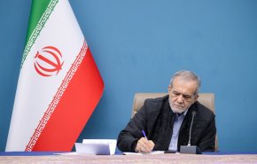 الرئيس بزشكيان: كل اركان الدولة، متوافقة مع قائد الثورة في ادارة الحرب