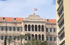 طرد السفير الإيراني يزلزل الدبلوماسية اللبنانية ويثير مخاوف من التبعية للصهيوأمريكي