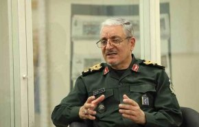 الدفاع الإيرانية:  مضيق هرمز مفتوح ولا يحق لسفن معادية المرور عبره