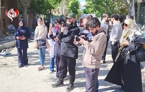 وفد إعلامي دولي يرصد آثار العدوان على المواقع التاريخية والتعليمية في طهران