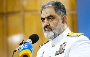 الادميرال شهرام ايراني: سنكشف النقاب قريبا عن سلاح يُرعب العدو