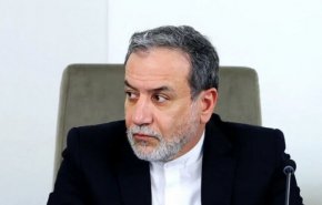 عراقجي يجري محادثات هاتفية مع وزيري خارجية الجزائر وتركمنستان