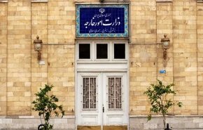 خارجية ايران تحذر من عواقب انتهاك امريكا لوقف إطلاق النار