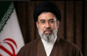 بيان قائد الثورة الإسلامية بمناسبة اليوم الوطني للاحتفاء باللغة الفارسية