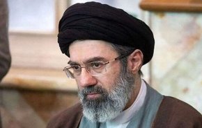 قائد الثورة: من إنجازات الدفاع المقدس الثالث القيمة ارتقاء ايران لمستوى قوة عظمى ومؤثرة