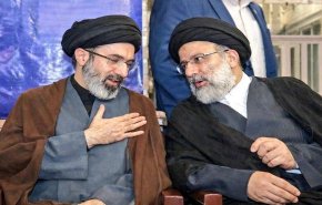 قائد الثورة في ذكرى استشهاد رئيسي: رئاسته أصبحت مقياسًا لخدمة الشعب