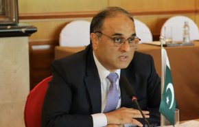 سفیر جدید پاکستان راهی ایران شد 