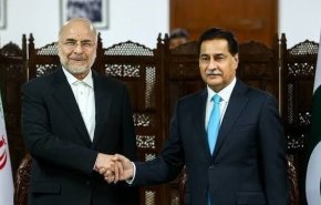 رئيس البرلمان الباكستاني يهنئ قاليباف ويؤكد على تعزيز الدبلوماسية البرلمانية الثنائية