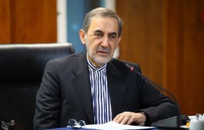 ولايتي: إيران ومحور المقاومة سيبقيان إلى جانب الشعب اللبناني حتى النهاية

