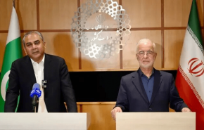 وزير الداخلية الايراني يعلن الاتفاق على رفع حجم التجارة مع باكستان
