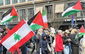 تظاهرة في ستوكهولم تندد بالعدوان الإسرائيلي على لبنان وفلسطين
