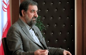 محسن رضائي: نحن في عزاءٍ على قائدنا الشهيد، ولا دواء لهذا الجرح إلا الثأر
