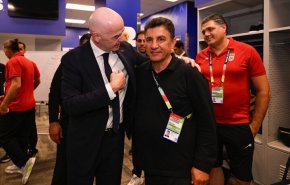 رئيس الفيفا يُشيد بأداء المنتخب الايراني في المباراة مع بلجيكا