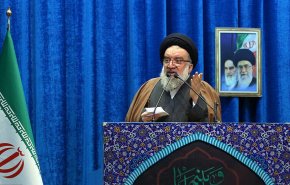 خطيب جمعة طهران: الثأر لدم قائد الثورة الشهيد مطلب الجميع