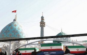 شاهد.. كليب إقامة الصلاة على جثمان القائد الشهيد في مدينة قم المقدسة