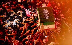 بعد وداع مهيب في كربلاء.. بدء نقل الجثمان الطاهر لشهيد الأمة إلى مشهد